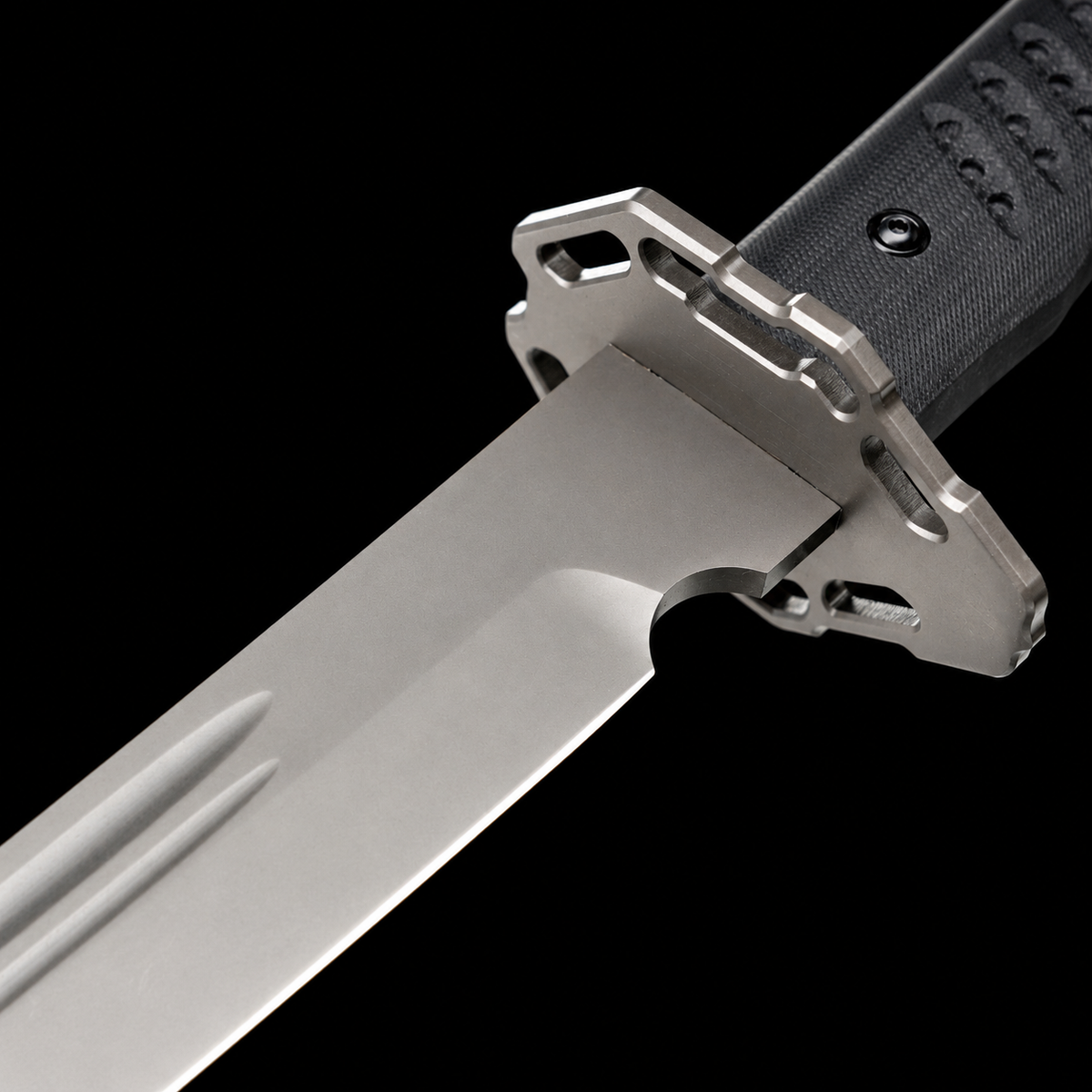 Storm Crow Short Sword