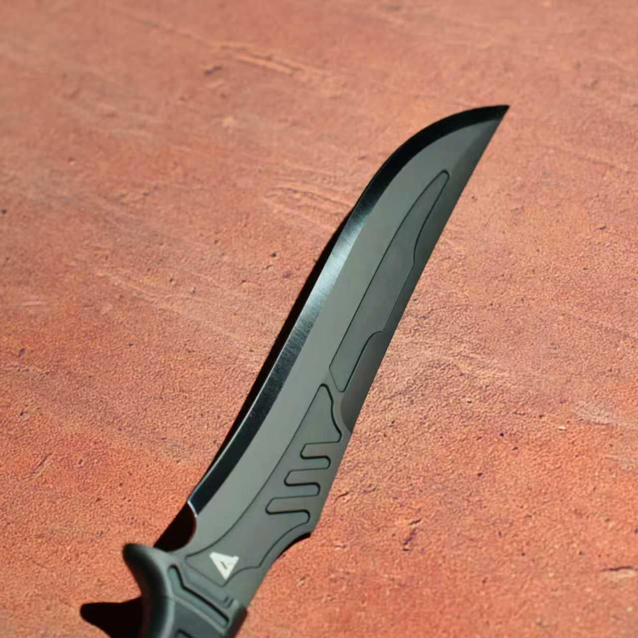 Titan DC53 Tactical Knife