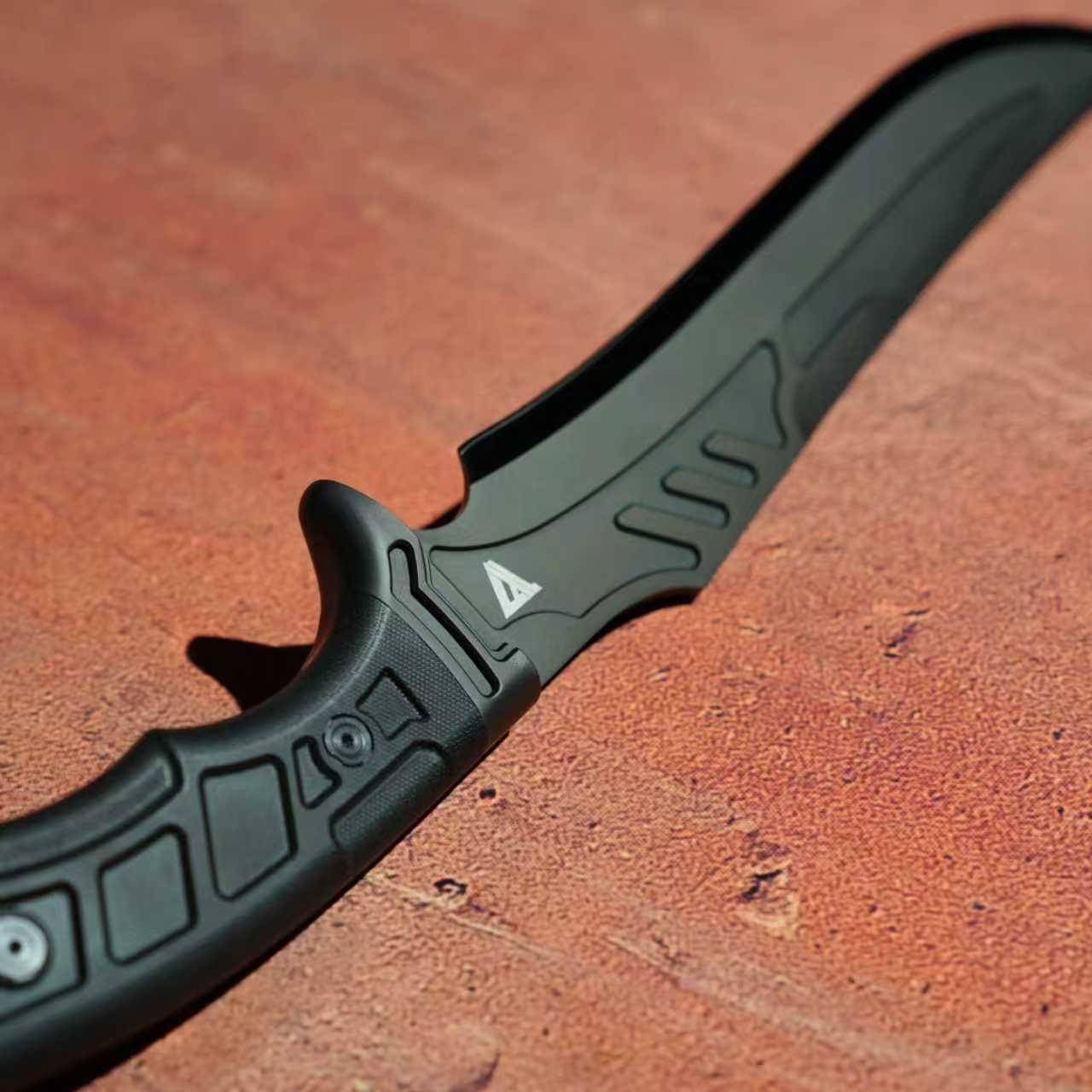 Titan DC53 Tactical Knife