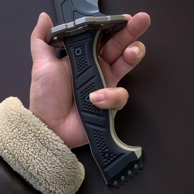Phantom Striker Tactical Blade