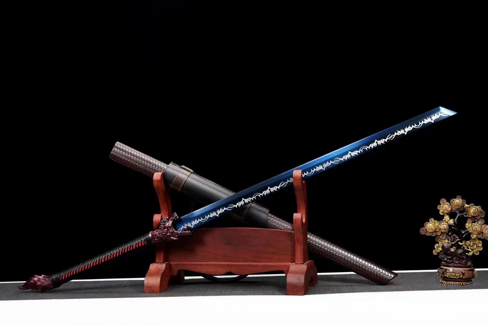 boxkatana Handmade Devour the Moon Manganese Steel Chinese Sword With Blue Blade