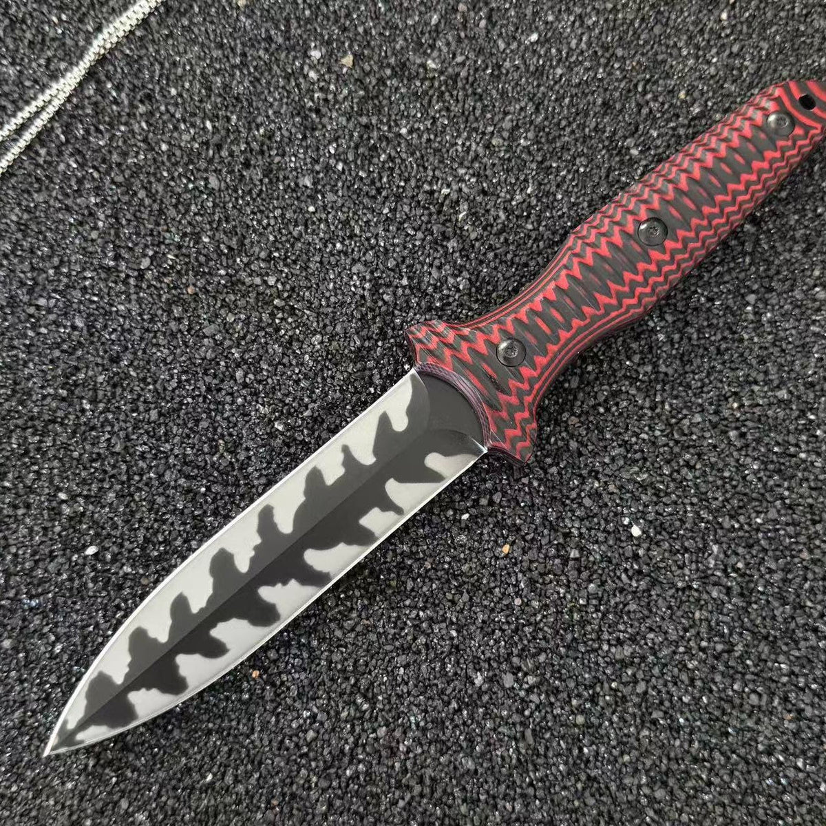 Crimson Snake:Camping & Survival Full-Tang Fixed Blade EDC Knife