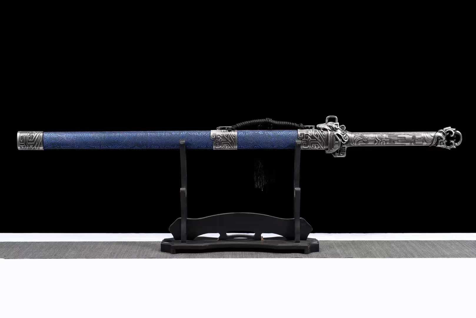 Handmade Chinese Sword With Thunder Tiger Tang Heng