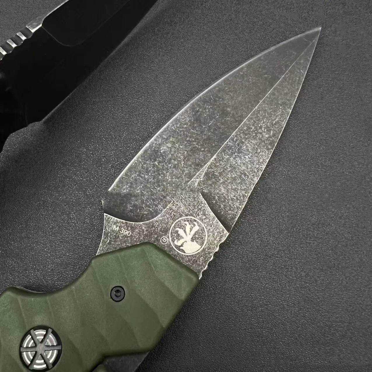 MT Massive Dual-Function Transformable Tactical Knife Dagger