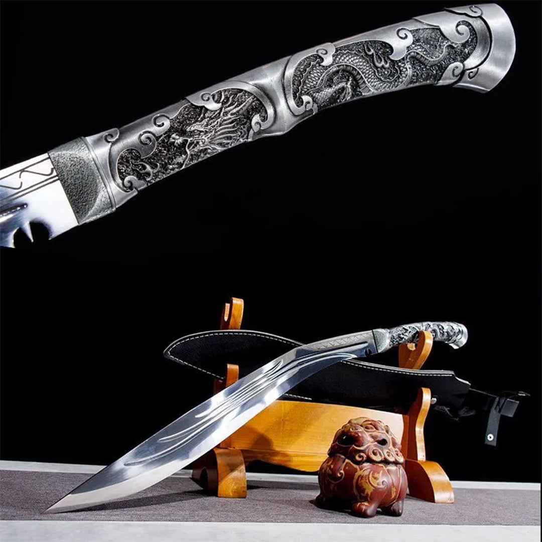 Nepalese curved knife