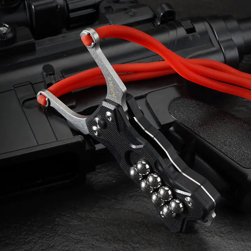 New G10 handle slingshot folding knife