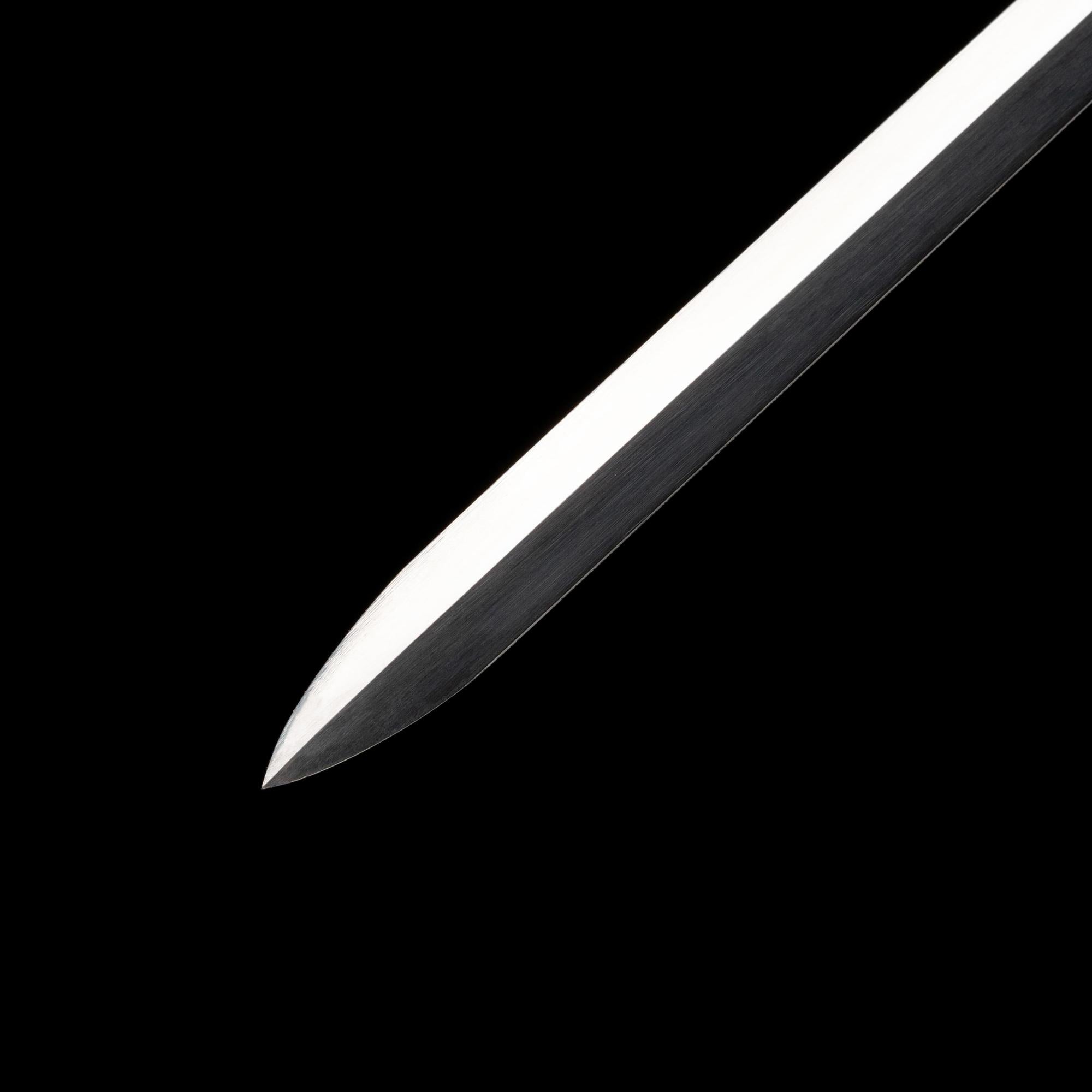 Silken Fang