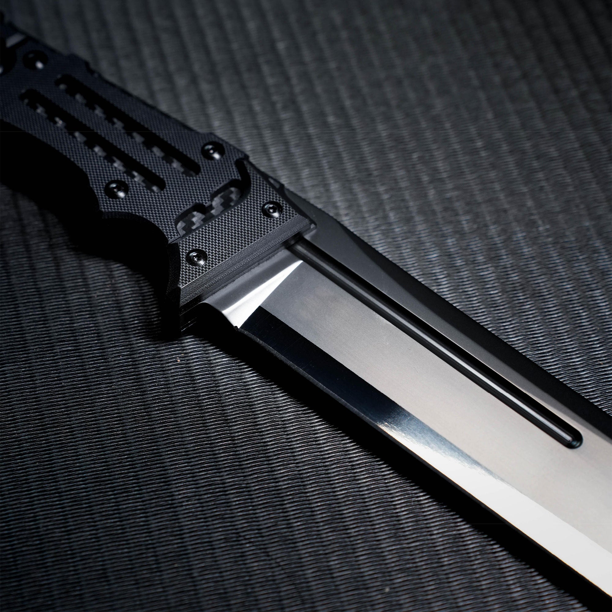 Thunderstrike Tactical Blade